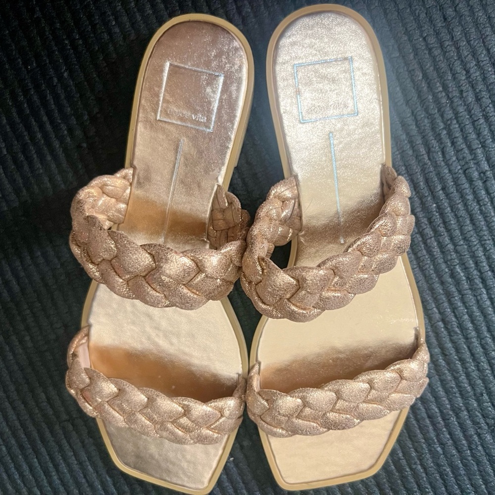 Dolce Vita women's Indy Flat Sandal size 10